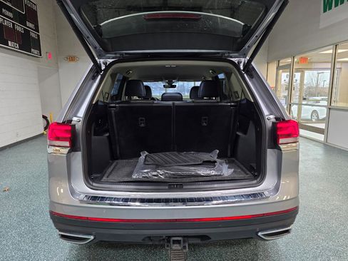 Used 2024 Volkswagen Atlas SE image 22