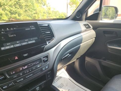 Used 2023 Honda Passport EX-L image 27