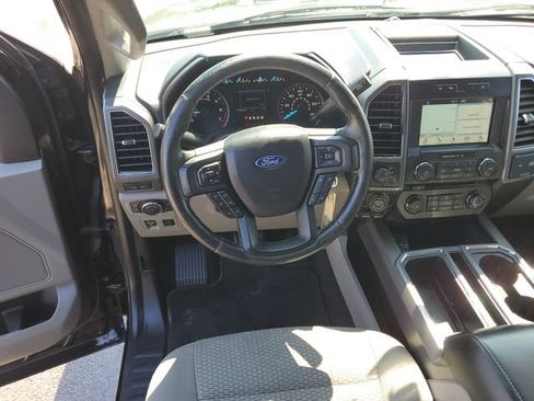 Used 2018 Ford F150 XLT w/ Equipment Group 302A Luxury AWD/4WD image 12