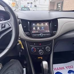 Used 2018 Chevrolet Trax LT FWD image 3