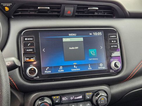 Used 2023 Nissan Kicks SR w/ SR Premium Package image 32