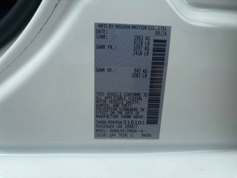 Used 2025 Nissan Altima 2.5 SV FWD image 25