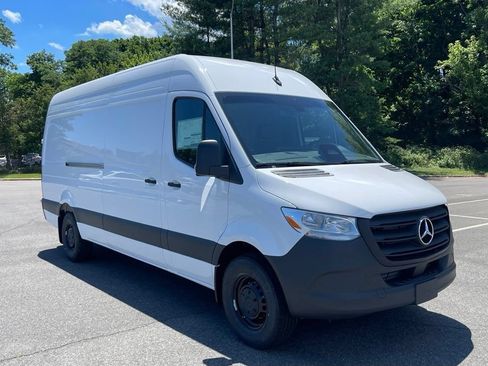 New 2026 Mercedes-Benz Sprinter 2500 image 9