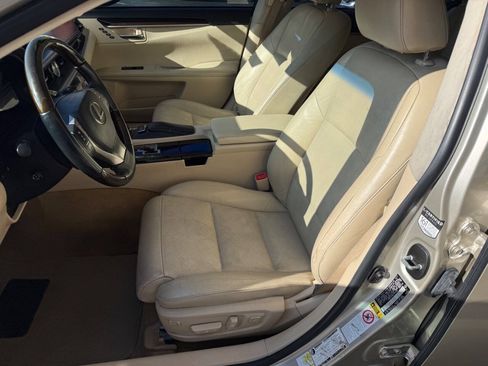 Used 2014 Lexus ES 350 FWD image 5