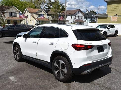 Used 2025 Mercedes-Benz GLA 250 image 8
