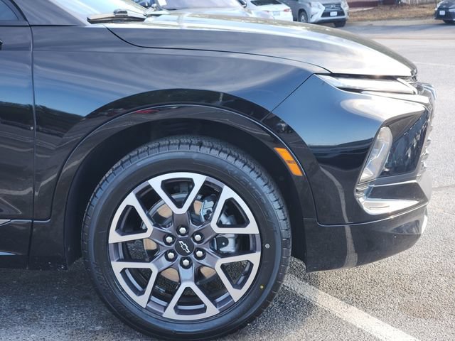 Used 2025 Chevrolet Blazer RS FWD image 6