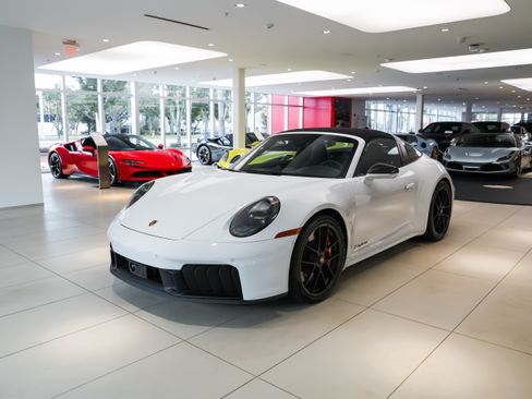 Used 2026 Porsche 911 Targa 4 GTS AWD/4WD image 38