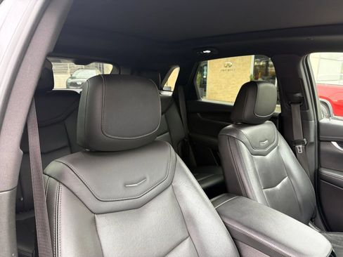 Used 2021 Cadillac XT5 Premium Luxury AWD/4WD image 6
