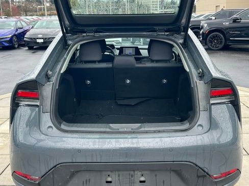 Used 2023 Toyota Prius LE image 12