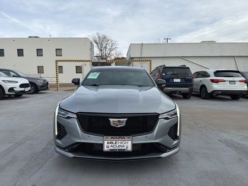 Used 2024 Cadillac CT4 V w/ LPO, ONYX Package image 9