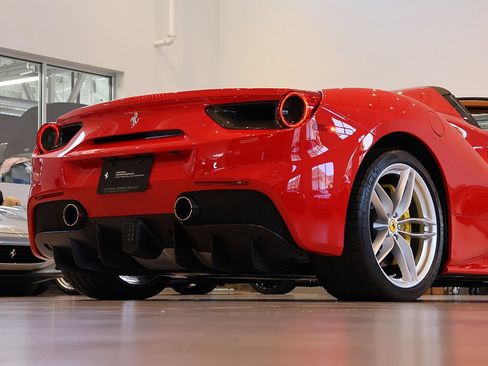 Certified 2019 Ferrari 488 Spider RWD image 49