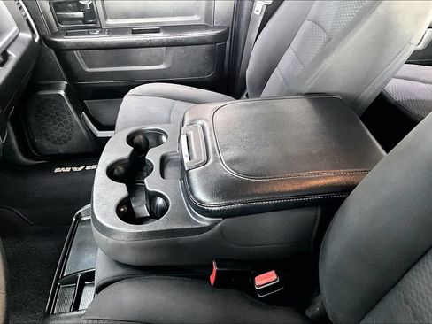 Used 2019 RAM 1500 Express w/ Ignition Orange Sport Package AWD/4WD image 17