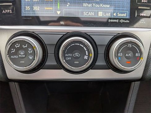 Used 2015 Subaru Crosstrek 2.0i Limited image 19