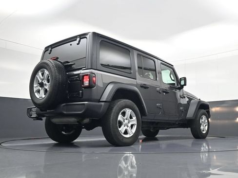 Used 2022 Jeep Wrangler Unlimited Sport AWD/4WD image 22