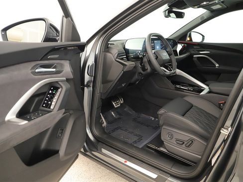 New 2025 Audi SQ5 Premium Plus image 14