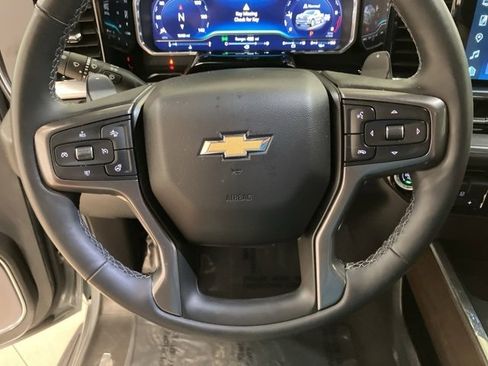 Used 2024 Chevrolet Silverado 1500 High Country w/ Technology Package image 13