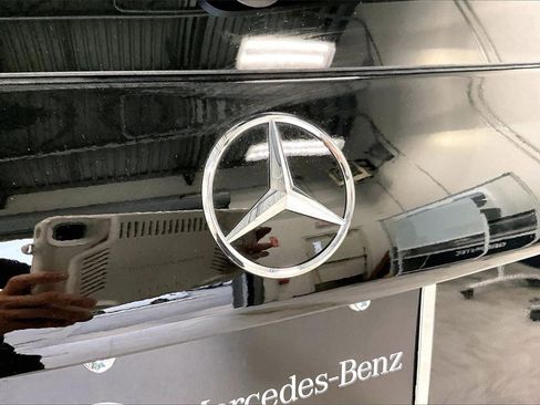 Used 2025 Mercedes-Benz GLB 250 image 31