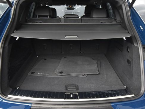Certified 2024 Porsche Cayenne S AWD/4WD image 24