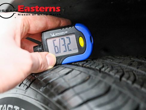 Used 2024 Chevrolet TrailBlazer RS w/ Driver Confidence Package image 34