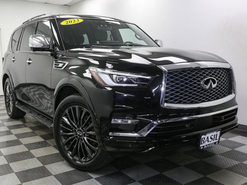 Used 2023 INFINITI QX80 Sensory w/ Cargo Package image 2