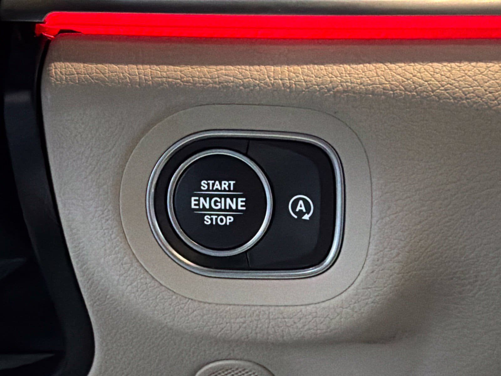 Used 2021 Mercedes-Benz GLS 450 4MATIC image 34