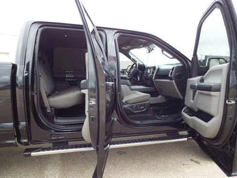 Used 2015 Ford F150 XLT w/ Equipment Group 302A Luxury image 28