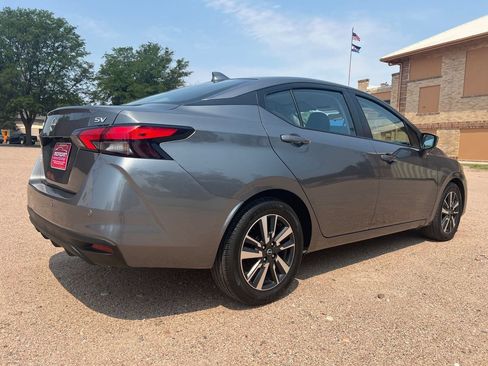 Used 2024 Nissan Versa SV FWD image 7