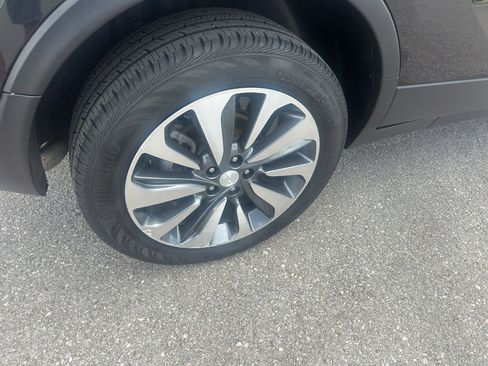 Used 2022 Buick Encore Preferred w/ Safety Package image 4