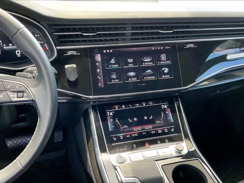 Used 2025 Audi Q8 Prestige AWD/4WD image 7