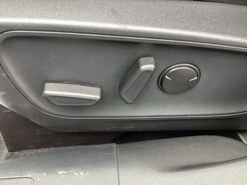 Used 2025 Ford Escape ST-Line image 15