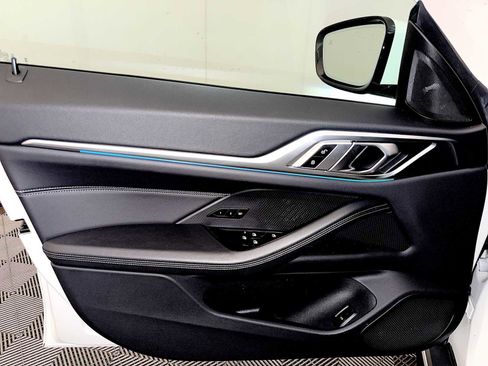 Used 2023 BMW i4 eDrive35 w/ Premium Package RWD image 11