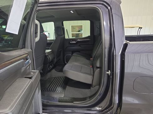 Used 2023 Chevrolet Silverado 1500 LT AWD/4WD image 24