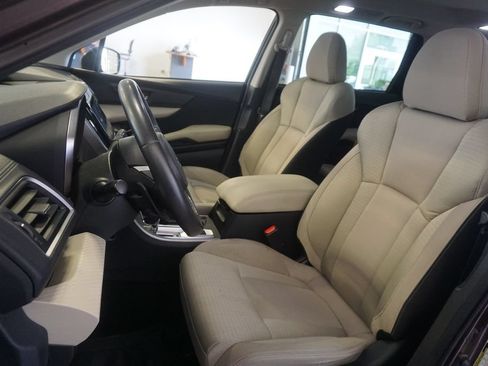 Used 2019 Subaru Ascent Premium AWD/4WD image 18