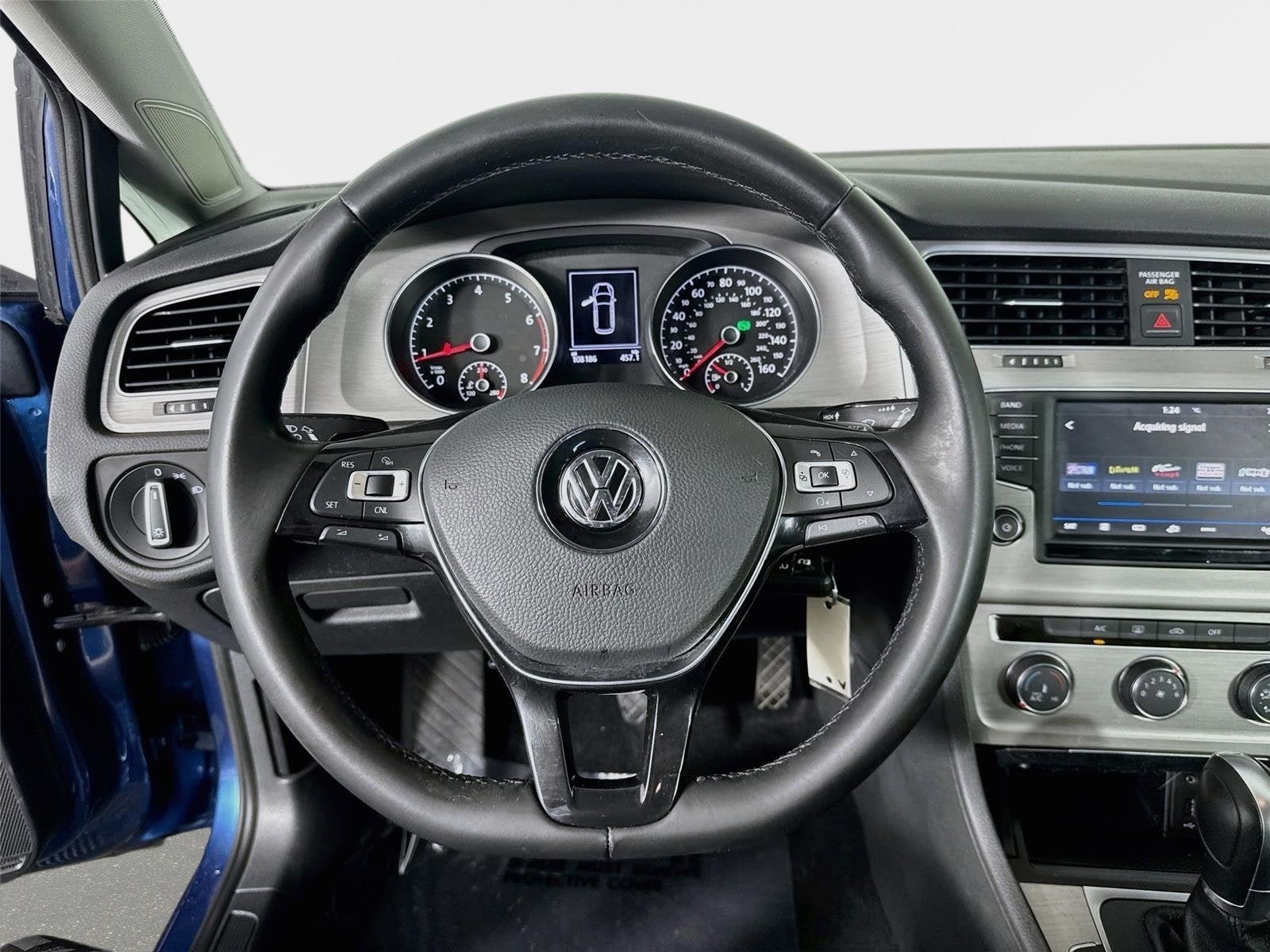 Used 2017 Volkswagen Golf S FWD image 12
