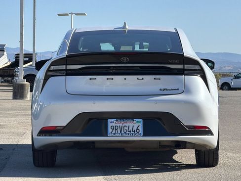 Used 2024 Toyota Prius Prime FWD image 5