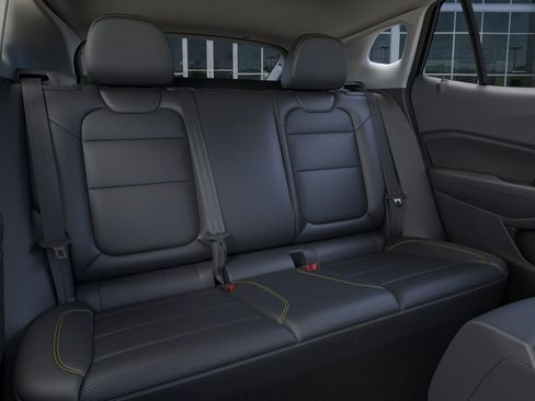 New 2026 Chevrolet Trax ACTIV w/ Driver Confidence Package FWD image 18