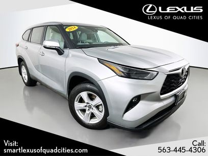 Used 2024 Toyota Highlander LE
