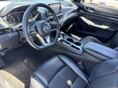 Used 2020 Nissan Altima 2.5 SR w/ Premium Package FWD image 20