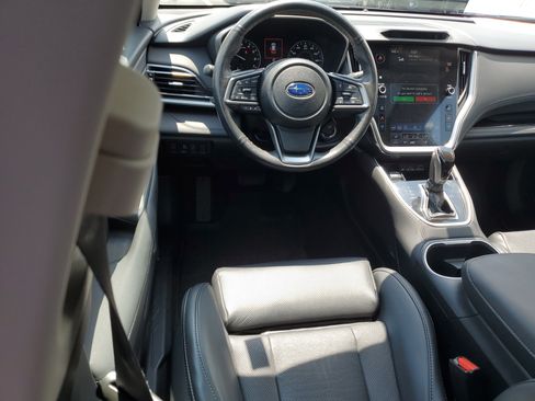 Used 2024 Subaru Outback Limited AWD/4WD image 10