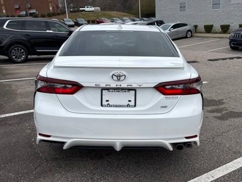 Used 2023 Toyota Camry SE w/ Convenience Package image 5