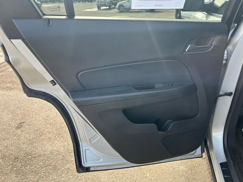 Used 2011 GMC Terrain SLE image 13