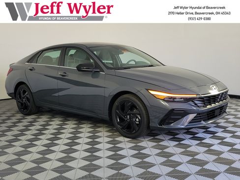 New 2026 Hyundai Elantra SEL Sport FWD image 1
