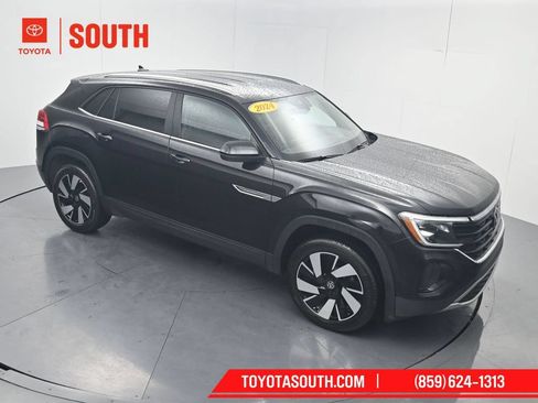 Used 2024 Volkswagen Atlas Cross Sport SE FWD image 54