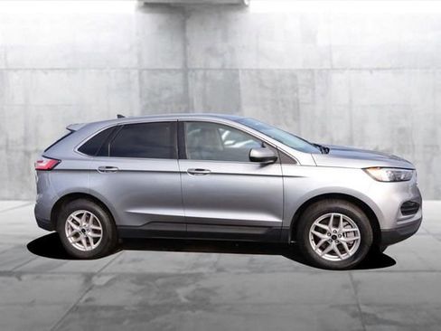 Certified 2024 Ford Edge SEL image 5