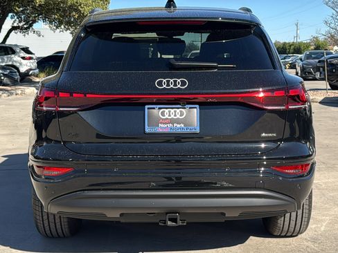 New 2025 Audi Q6 e-tron Premium image 6