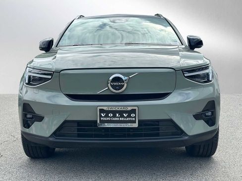 Certified 2023 Volvo XC40 Recharge Ultimate w/ Protection Package Premier AWD/4WD image 9