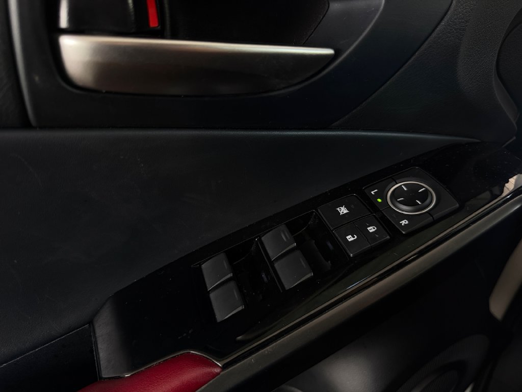 Used 2024 Lexus IS 350 F Sport RWD image 25