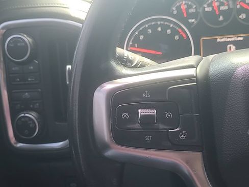 Used 2021 Chevrolet Silverado 1500 LT AWD/4WD image 17