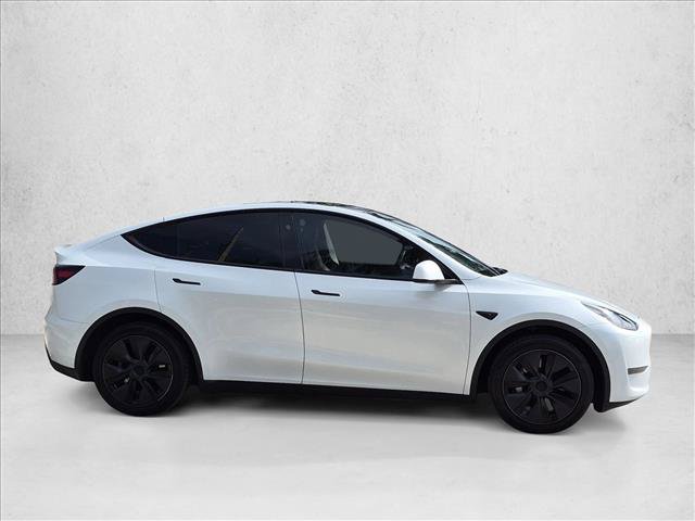 Used 2024 Tesla Model Y Long Range AWD/4WD image 4