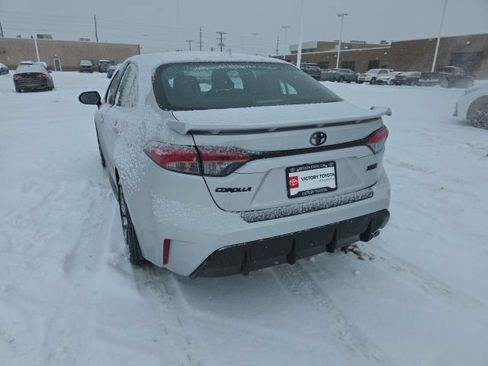 Used 2026 Toyota Corolla XSE FWD image 7